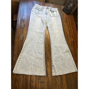 Tractr Blu Versona Flare High Rise Jeans y2k Boho Size 32 NWT Streetwear
